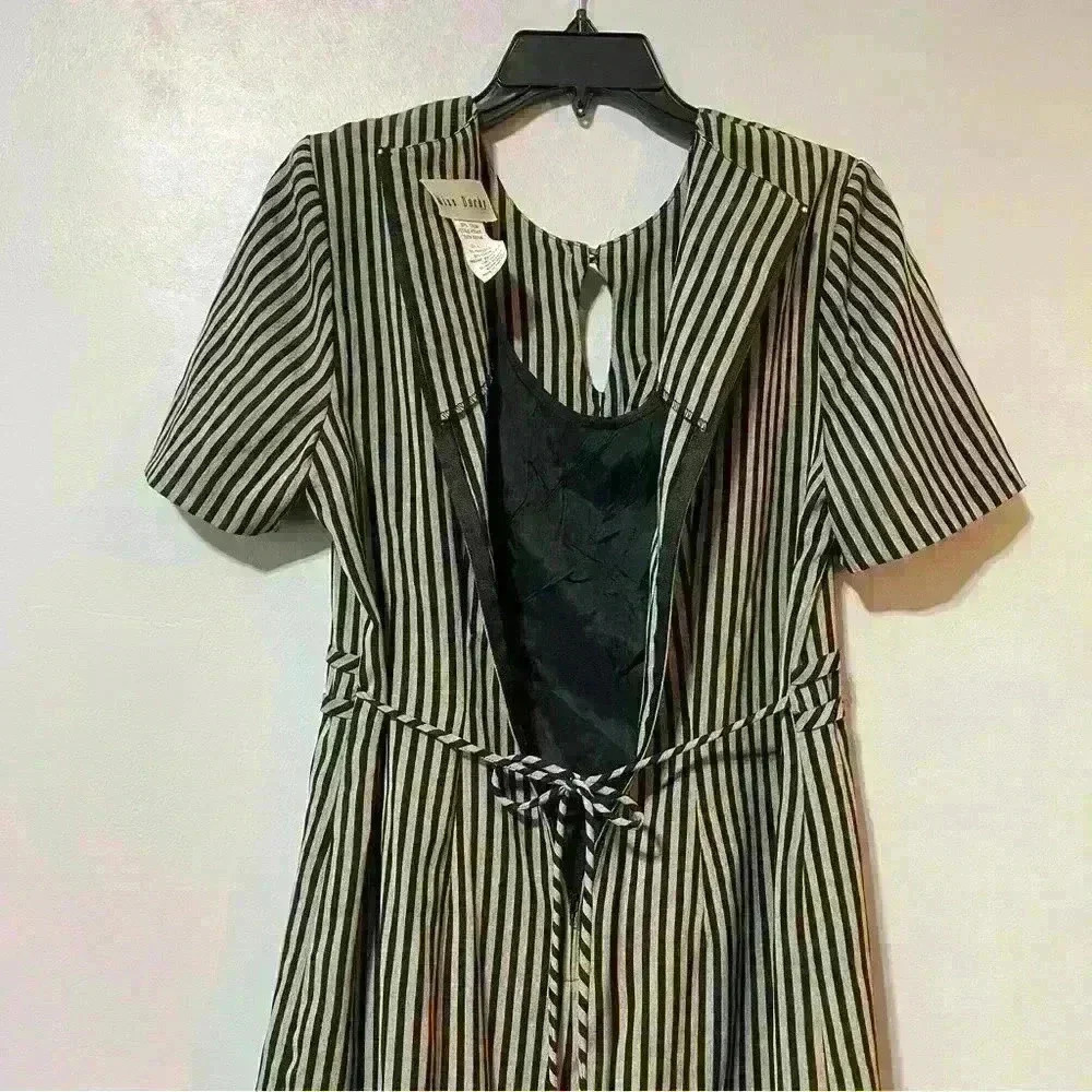 Miss Dorby Womens Size 8 Dress Short Sleeve Black Stripe Buttons Vintage Style - Picture 4 of 9